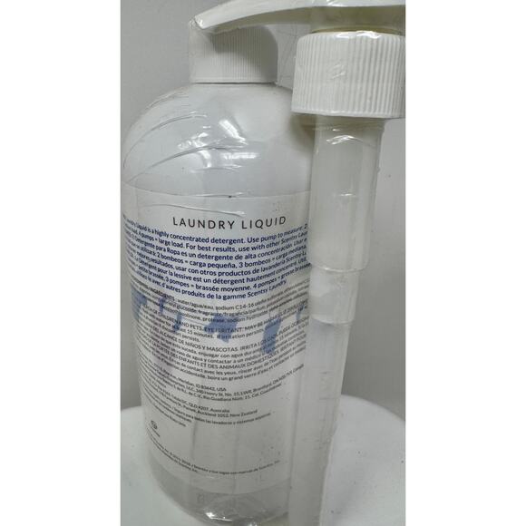 Scentsy Silver Bells Laundry Bundle–Laundry Liquid+2 Washer Whiffs–NEW & Rare - Picture 2 of 3